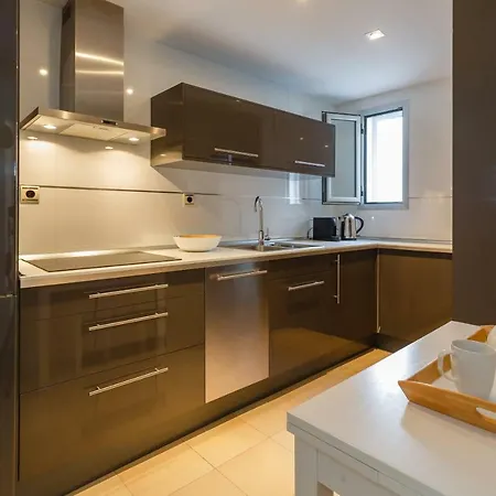 Calderon De La Barca Апартаменты *