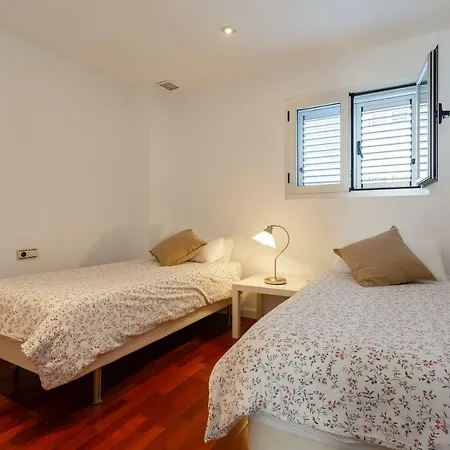 Calderon De La Barca Апартаменты