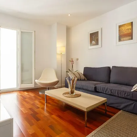 Calderon De La Barca Apartment *