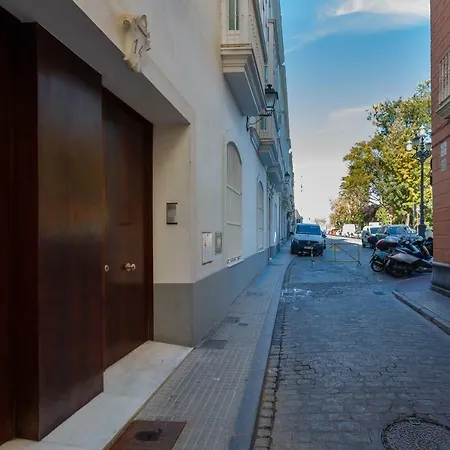 Calderon De La Barca Кадіс